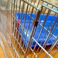 小動物用中型ケージ　取り外し可能な底トレイの画像