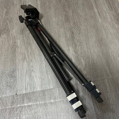 決定‼️SLIK 4243 ビデオカメラ　三脚　　3段階調整　の画像