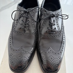 【極美品】GIORGIO ARMANI ジョルジオアルマーニ ウィングチップ レザーシューズ 黒 メンズの画像