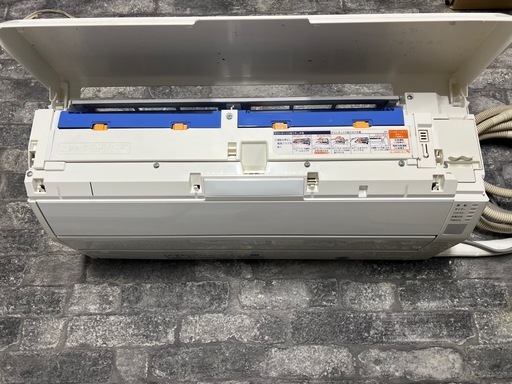 【工事費込】富士通10畳用エアコン　2016年製　リモコン無し