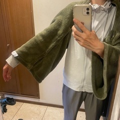 ブランケット3way  カーキ色　膝掛け、ポンチョの画像