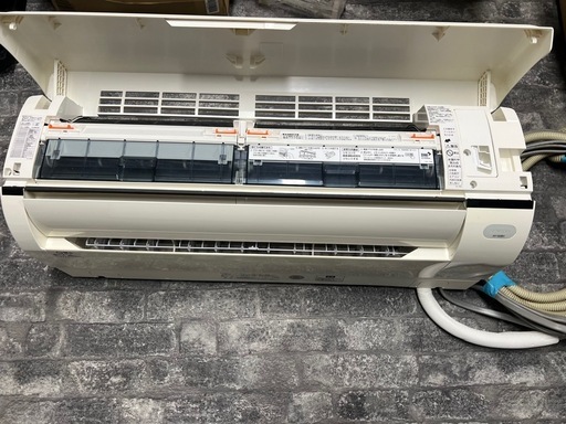 【工事費込】シャープ10畳用エアコン　2017年製