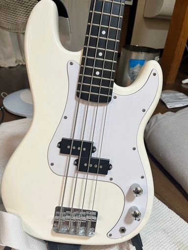 プレイテック　エレキベース