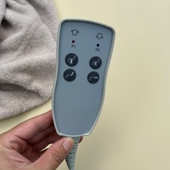 電動エステベッド　電動マッサージベッド　施術　リモコン付き　エステ　お店　店舗の画像