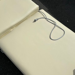 電動エステベッド　電動マッサージベッド　施術　リモコン付き　エステ　お店　店舗の画像