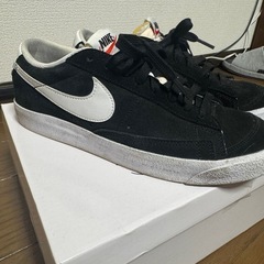 NIKE BLAZER LOW '77 スウェードの画像