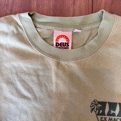 DEUS メンズTシャツの画像