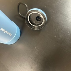 保冷ポット青色の画像