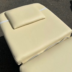 電動エステベッド　電動マッサージベッド　施術　リモコン付き　エステ　お店　店舗の画像