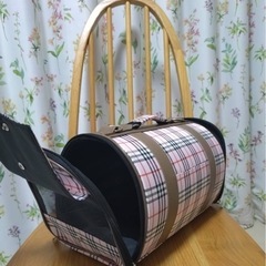 ペットキャリーの画像
