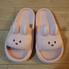 うさぎ　ルームスリッパ　ペアセットの画像