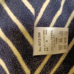 ブランシェス　キッズ🧒　フード付きケープ、マントの画像