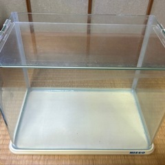 ニッソー、テトラ　水槽2台の画像