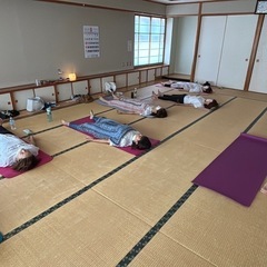 初心者さん大歓迎！誰でもできるヨガクラスです。の画像