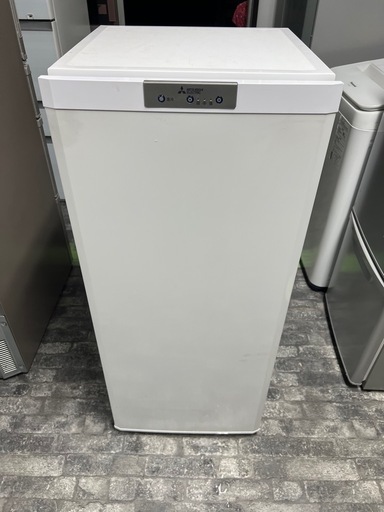 【配達あり】三菱2024年製冷凍庫　121L