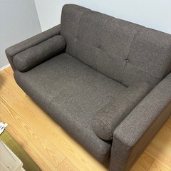 2人掛けソファ　美品+サイドテーブルおまけの画像