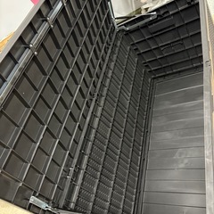 Alebert｢アレベルト｣ 物置 収納庫 屋外 防水 耐候 380Ｌ大容量 幅123*奥行57*高さ62cm ベランダ収納 大型物置 倉庫 ベランダストッカー 屋外収納 ガーデン収納 ベンチ コンテナ ガーデン/庭/ベランダ 収納 大容量 おしゃれ の画像