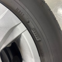 ハイエース　新車外し　タイヤホイール4本の画像