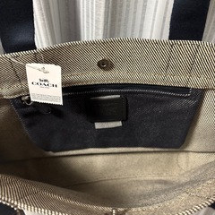 【コーチ】新品未使用　大きめサイズ　トートバッグの画像