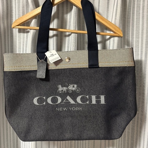 【コーチ】新品未使用　大きめサイズ　トートバッグ
