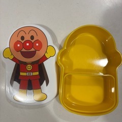 アンパンマン弁当箱の画像