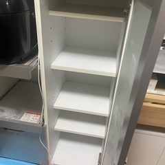 食器棚の画像