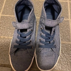 スニーカー　21.5cmの画像
