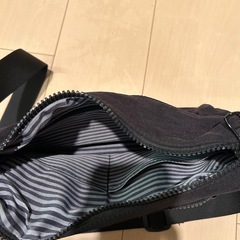 ショルダーバッグ　黒の画像