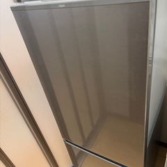 冷蔵庫（AQUA製）の画像