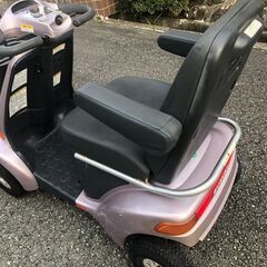 ☆彡④１年保証付き!!!バッテリー新品! スズキ・電動車いす・車椅子・セニアカー!シニアカー!!介護用品。すぐに乗れます。免許不要。操作簡単!!免許返納!!激安!絶対お得です♪の画像