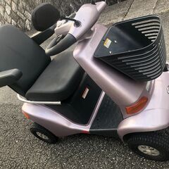 ☆彡④１年保証付き!!!バッテリー新品! スズキ・電動車いす・車椅子・セニアカー!シニアカー!!介護用品。すぐに乗れます。免許不要。操作簡単!!免許返納!!激安!絶対お得です♪の画像