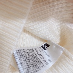 【まとめ買い歓迎】GU ストレッチリブタートルネックニット ホワイトの画像
