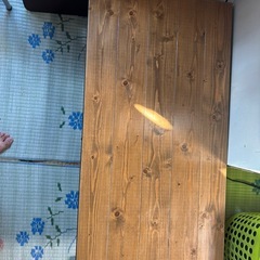 昇降テーブルの画像