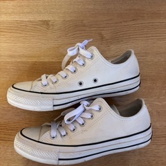 23.5㎝　スニーカー　コンバース　converse の画像