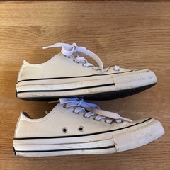 23.5㎝　スニーカー　コンバース　converse の画像