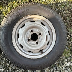 普通タイヤ・鉄ホイールセット４本・145R12LT6PRの画像