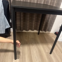 IKEAテーブルの画像