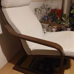 ポエング IKEA チェアの画像