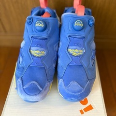 Reebok Pump スニーカー ブルー/イエローの画像