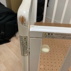 カトージのベビーベッド 白 の画像