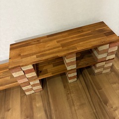 TVボード　木目ボード　レンガ　手作りの画像