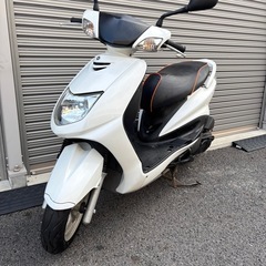 4272.大柄でハイパワー　シグナスX1型　バッテリー新品、社外マフラー付属　千葉県柏市　即日配送、自走引き取りも可能の画像