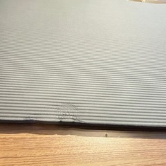 トレーニングマット専用ケース付き　グレー フィットネス  ジムの画像