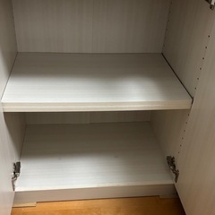 食器棚の画像