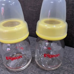 combi哺乳瓶消毒、哺乳瓶2本の画像