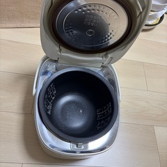 炊飯器 TOSHIBA RC-10VRDの画像
