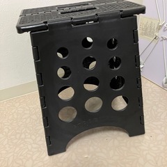 【お譲り先決定 :10/1お渡し限定】コストコ折りたたみステップ の画像