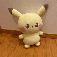 ポケピース　ピカチュウぬいぐるみの画像