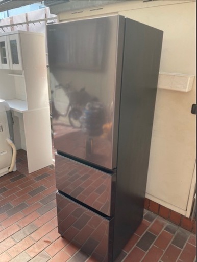 日立製のノンフロン冷凍冷蔵庫「R-V32SVL（K）」