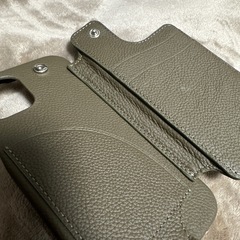 DEMIUレザー iPhone12/iPhone12Pro用 ケースの画像
